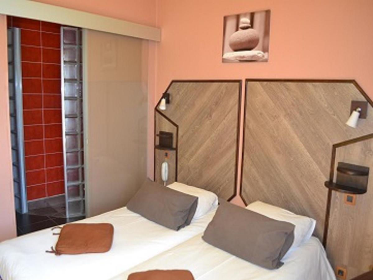 La Tour Du Loup Hotel La Bastide-de-Sérou Екстериор снимка